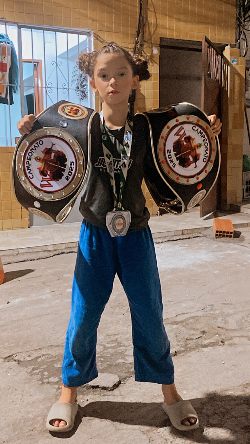 EMILLY EDUARDA RODRIGUES DOS REIS 